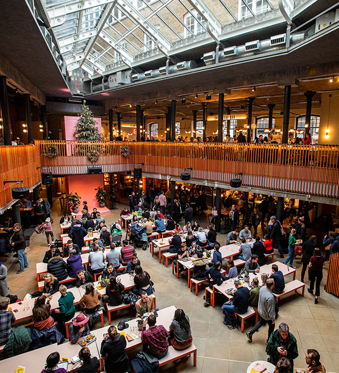 Seven_Dials_venues_kerb