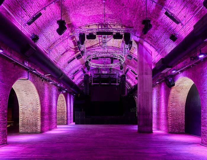 Steel_Yard_venues_kerb